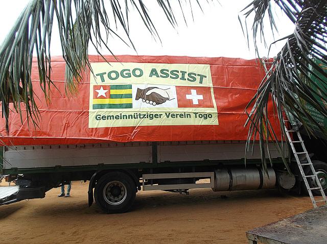 Unverzichtbar: LKW für Transporte in Togo